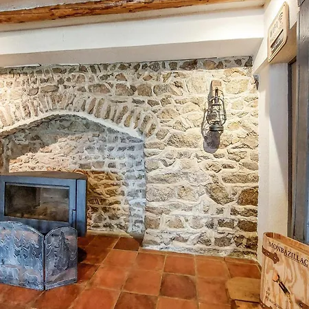 4 Bedroom Awesome In