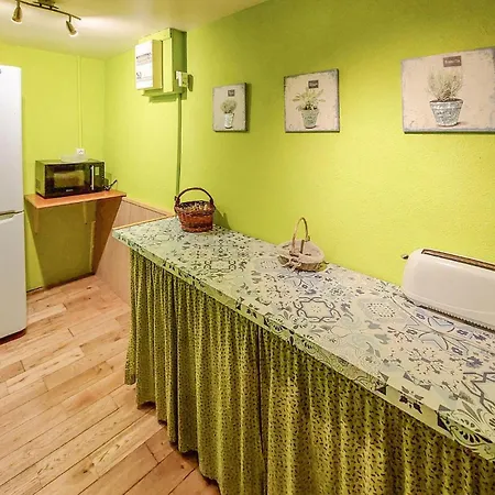 4 Bedroom Awesome In